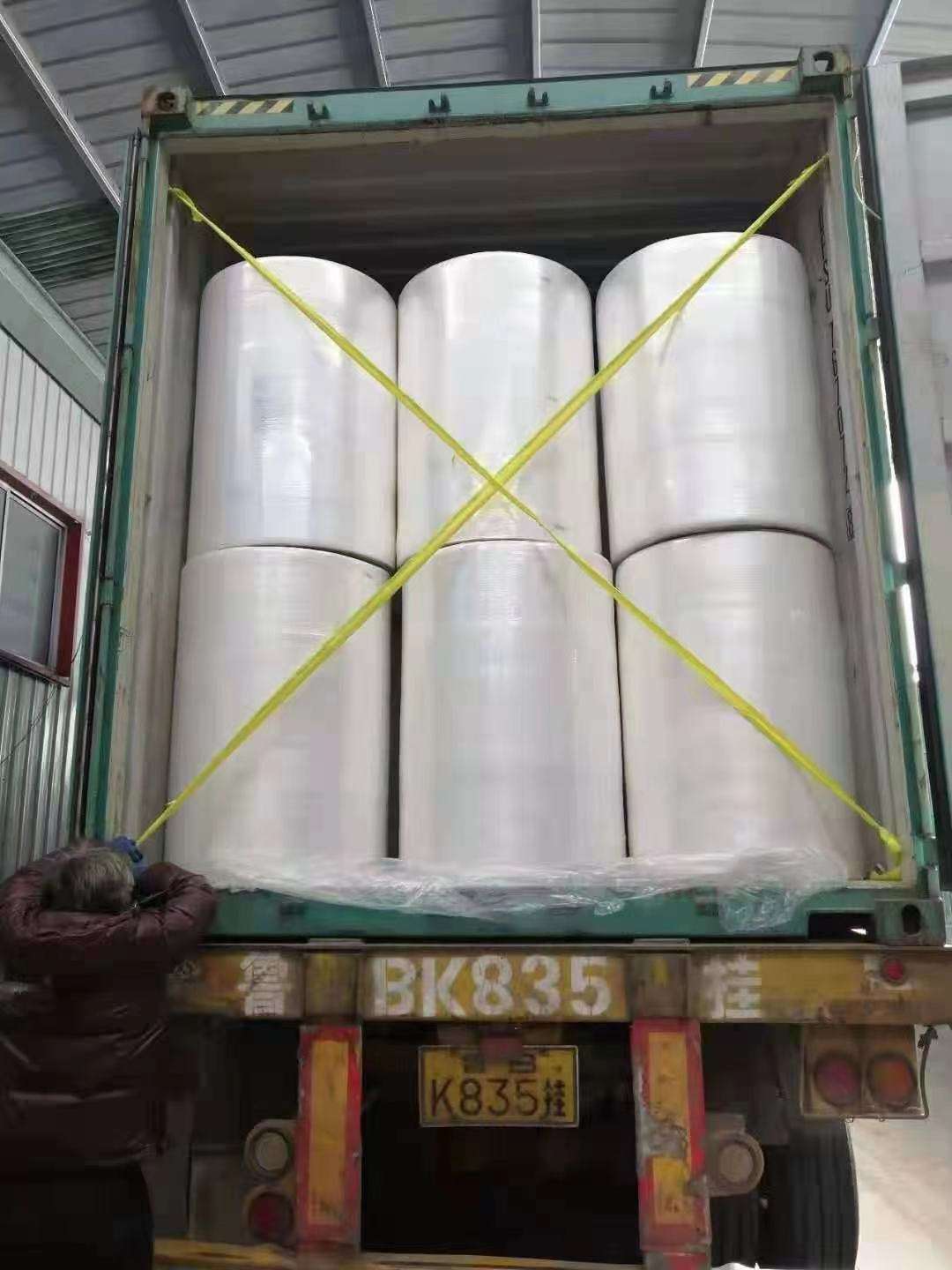 SSS البولي بروبلين Spunbonded أقمشة غير منسوجة لحفاضات الأطفال الكبار حفاضات منديل صحي المواد الخام